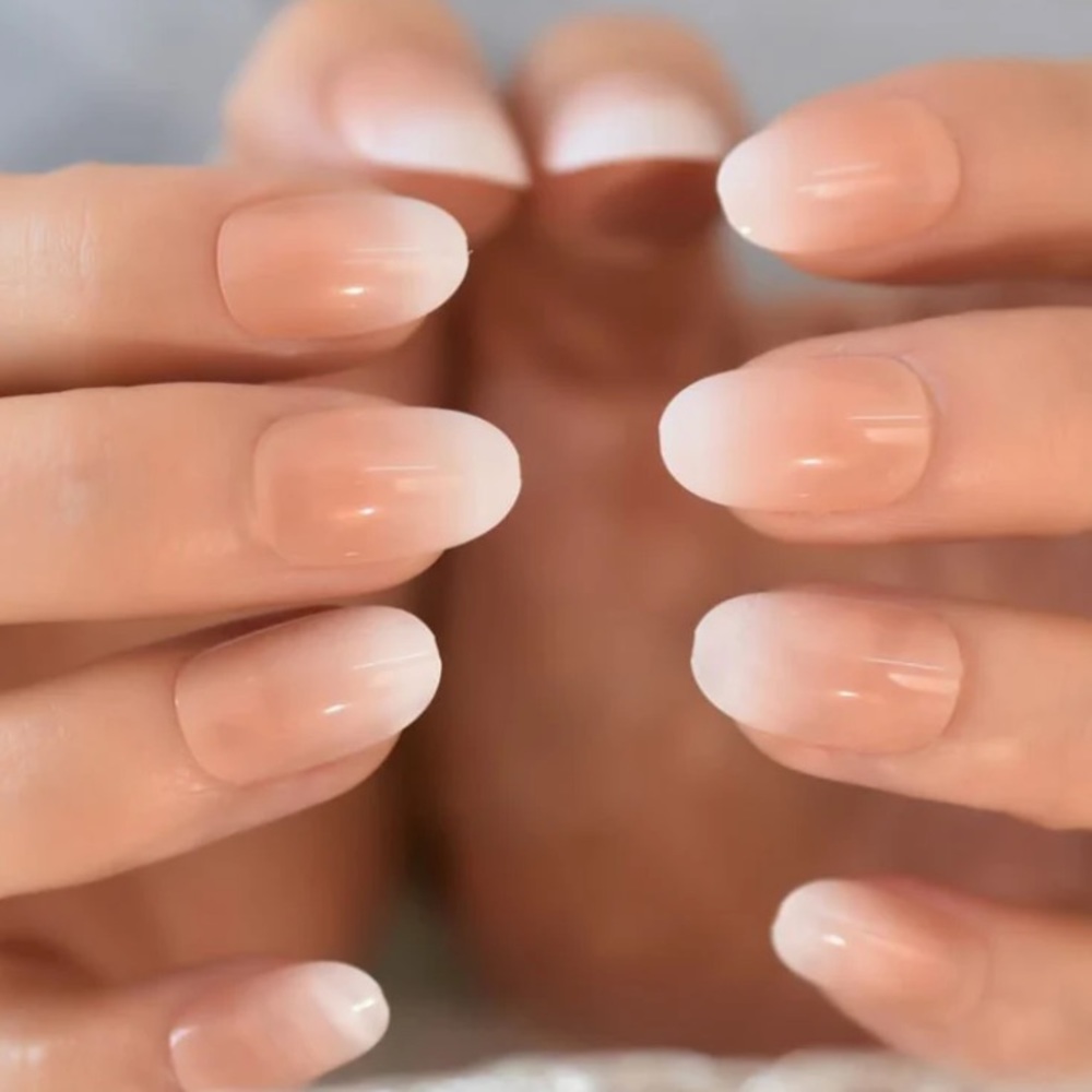 Short Oval Press on Nails / Glue On Nails / Ombre Nails / Short Press on Nails